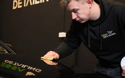 Woskowanie karoserii w ESSA Detailing